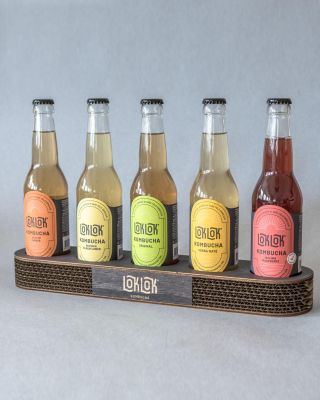 Pro našeho oblíbeného klienta @loklok_kombucha jsme vytvořili stojánek na jejich kombuchu 🍹 Minimalistický design,...